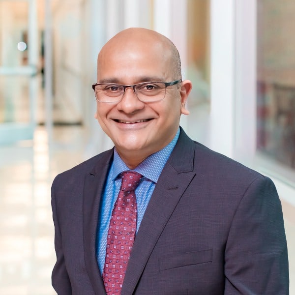Board-certified cardiologist at Oracle Heart & Vascular providing advanced cardiovascular care