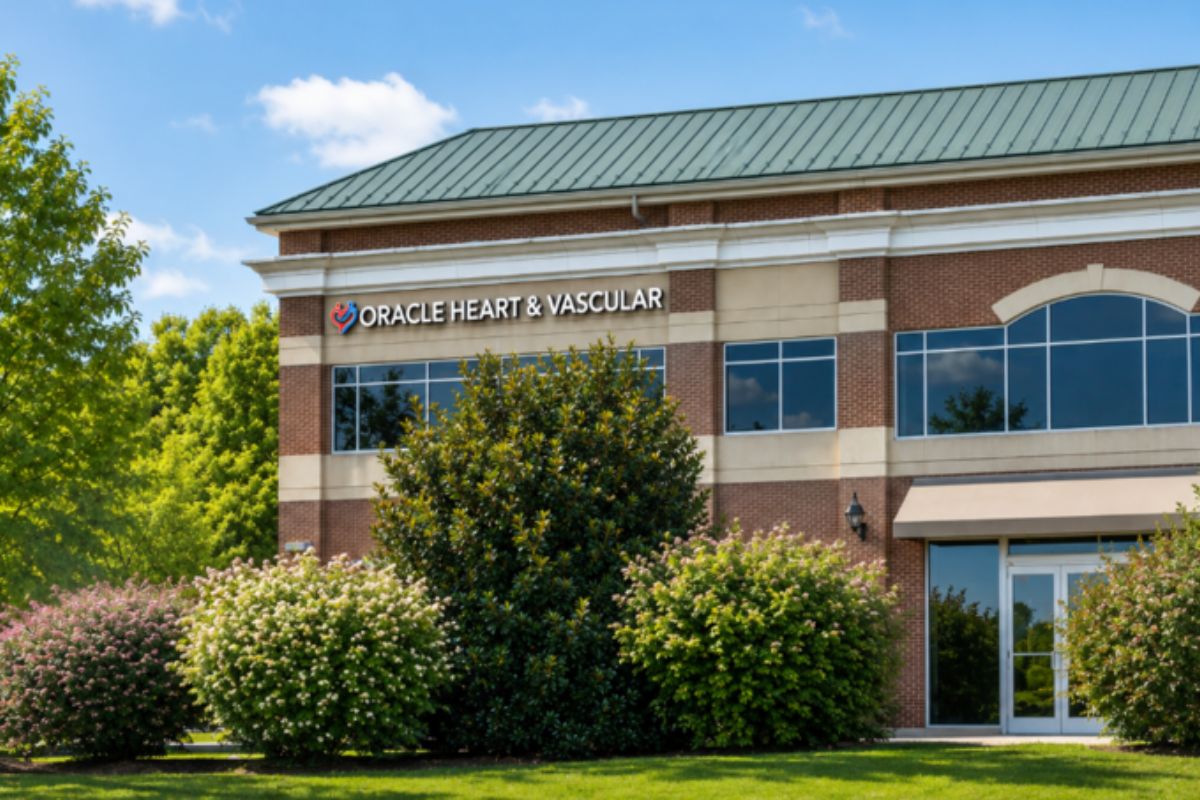Fredericksburg-location-oracle-heart-and-vascular (2) Oracle heart & vascular office exterior in fredericksburg, virginia, showing clinic building and signage.
